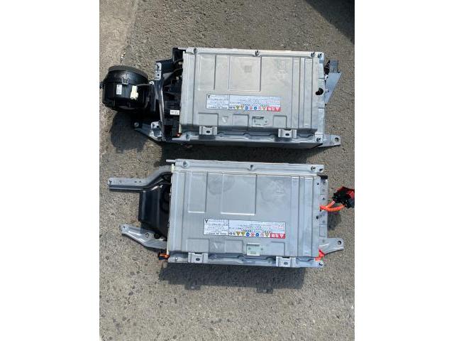 トヨタ アクア ハイブリッドバッテリー交換 TOYOTA AQUA HVバッテリー