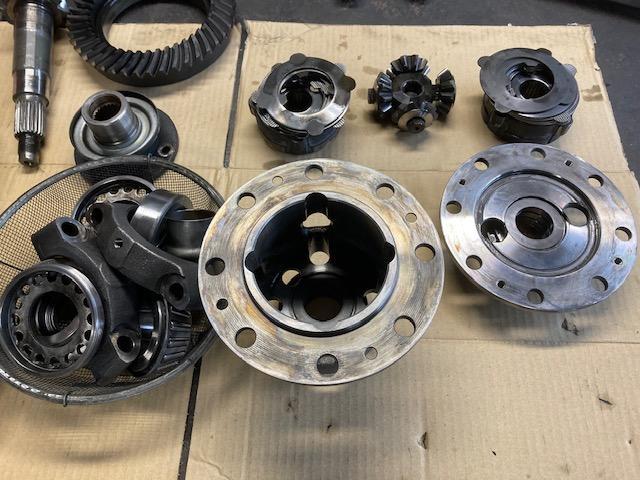 AE86 レビン ファイナルギア交換 デフO／H LSDイニシャル