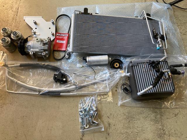 スカイラインBNR32 GT-R エアコンコンプレッサー一式 R32ガス