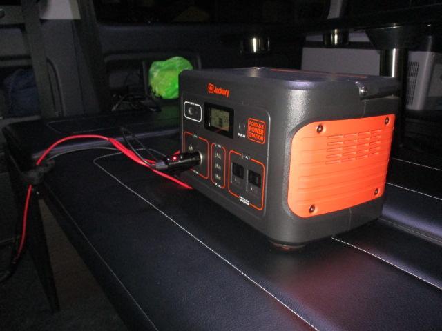 キャンピングカー！！トヨタ ハイエース！！車中泊仕様！！ポータブル