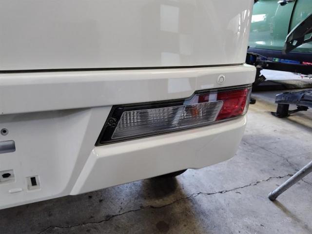 安心の認証工場整備 ハイゼットカーゴ(S321V ) テールランプレンズASSY