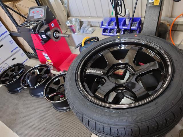 ハイエース RAYSホイール 18インチ TE37SB tourer｜グーネットピット