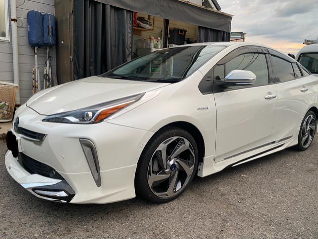 トヨタ 50プリウス後期 ホイール交換 ZVW51 Aツーリングセレクション