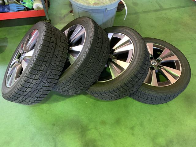 日産 リーフ 215/50R17 スタッドレスタイヤ持込 組替バランス調整