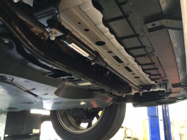 トヨタ RAV4 AXAH54 TRDパフォーマンスダンパー取付け