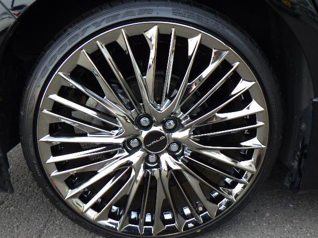 トヨタ ZVW52 プリウスPHV 持ち込み 19インチ タイヤ交換 香川県