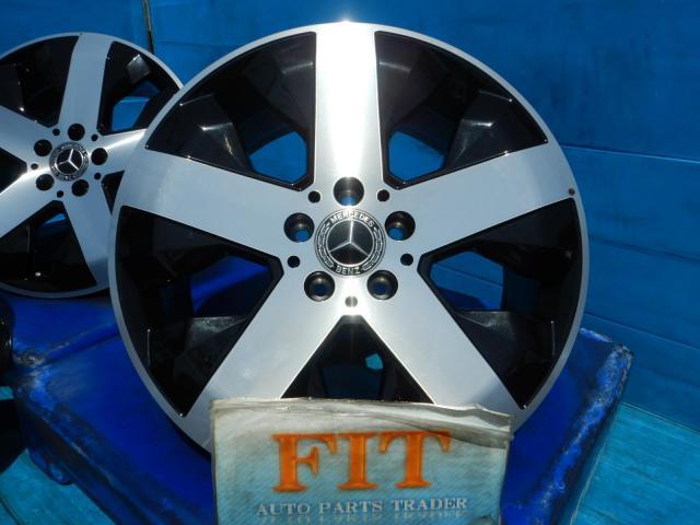 GLB パーツ情報 メルセデスベンツGLB純正18インチ入庫です！ GLA