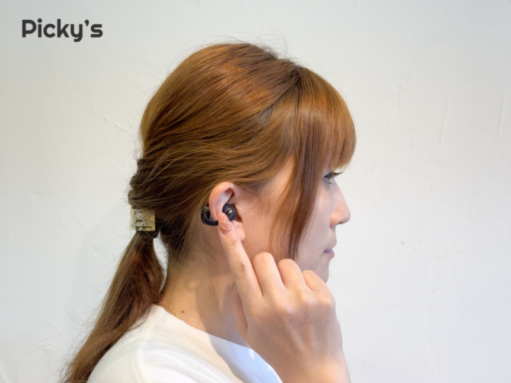 Shokz初のイヤーカフ型OpenDots ONEを実機レビュー！音漏れやマイク