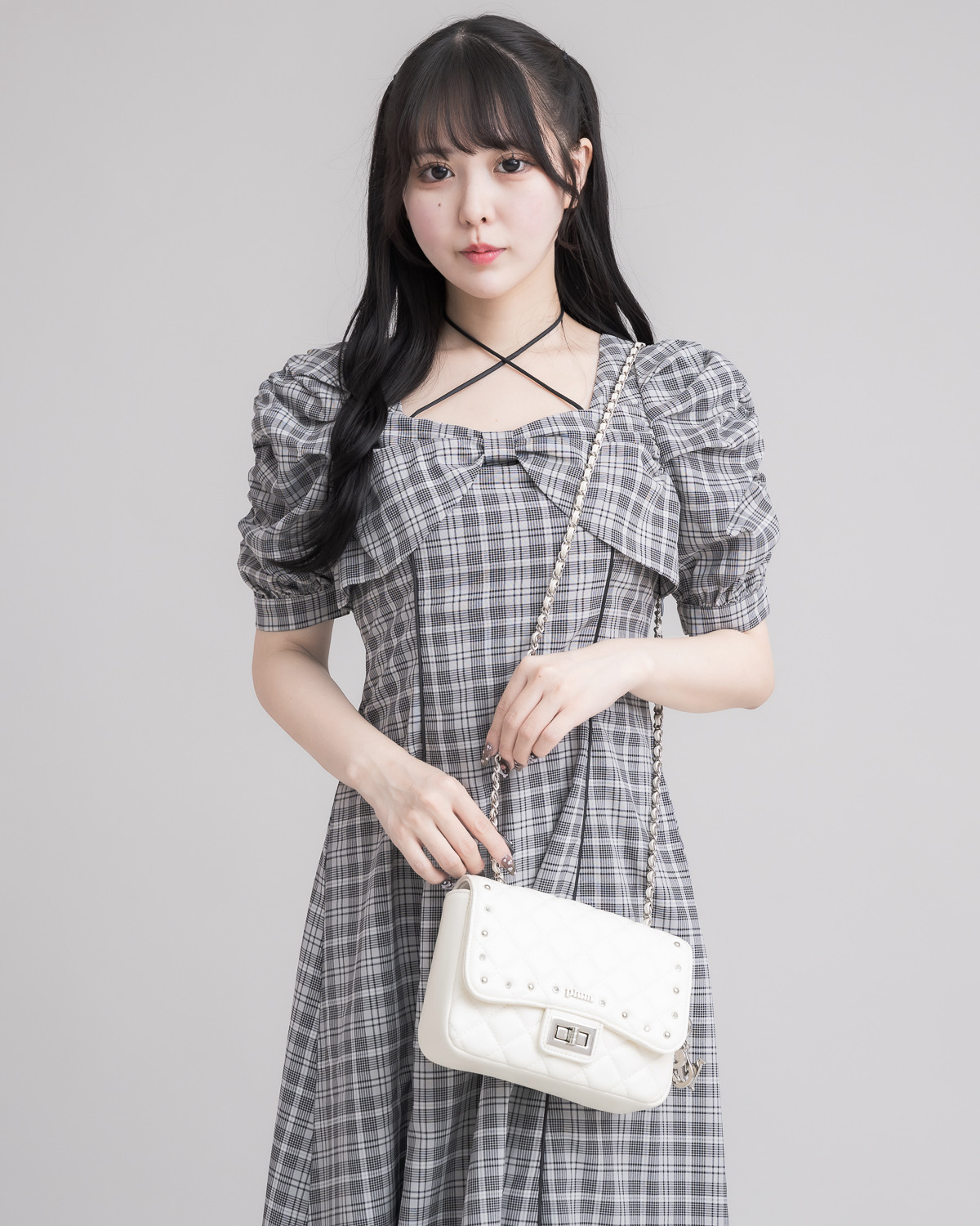 チャーム付きキルティングミニショルダー – pium