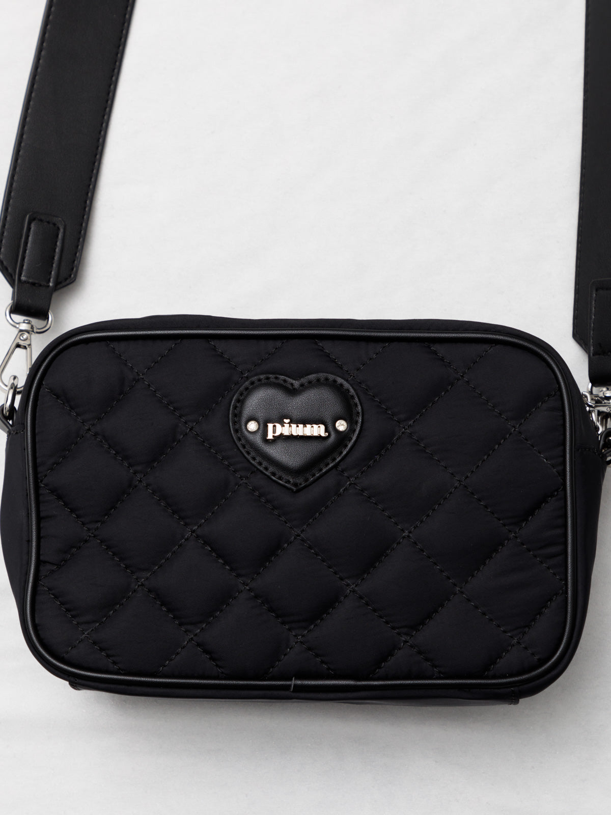 ハートポーチ付きナイロンスクエアショルダーバッグ – pium