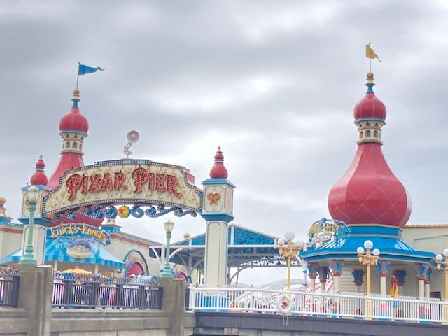 Pixar一色 ピクサー・ピアをお散歩 | ミッキーネット公式ブログ