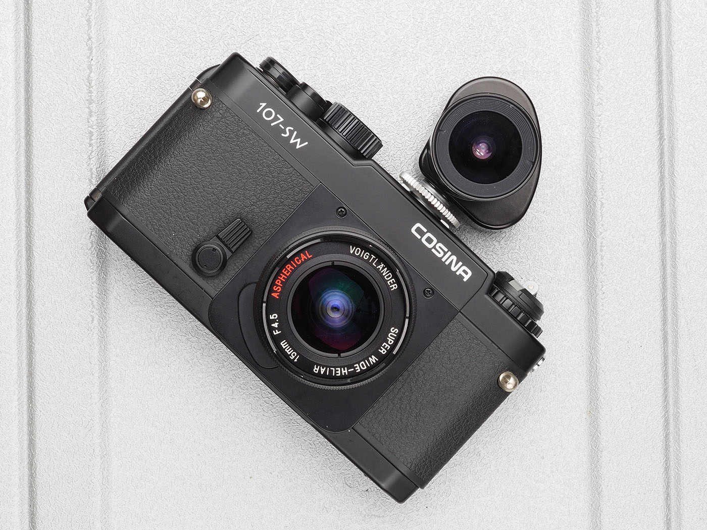 赤城耕一：第17回 初号機BESSA-Lの潔い仕様と冒険：Photo & Culture, Tokyo