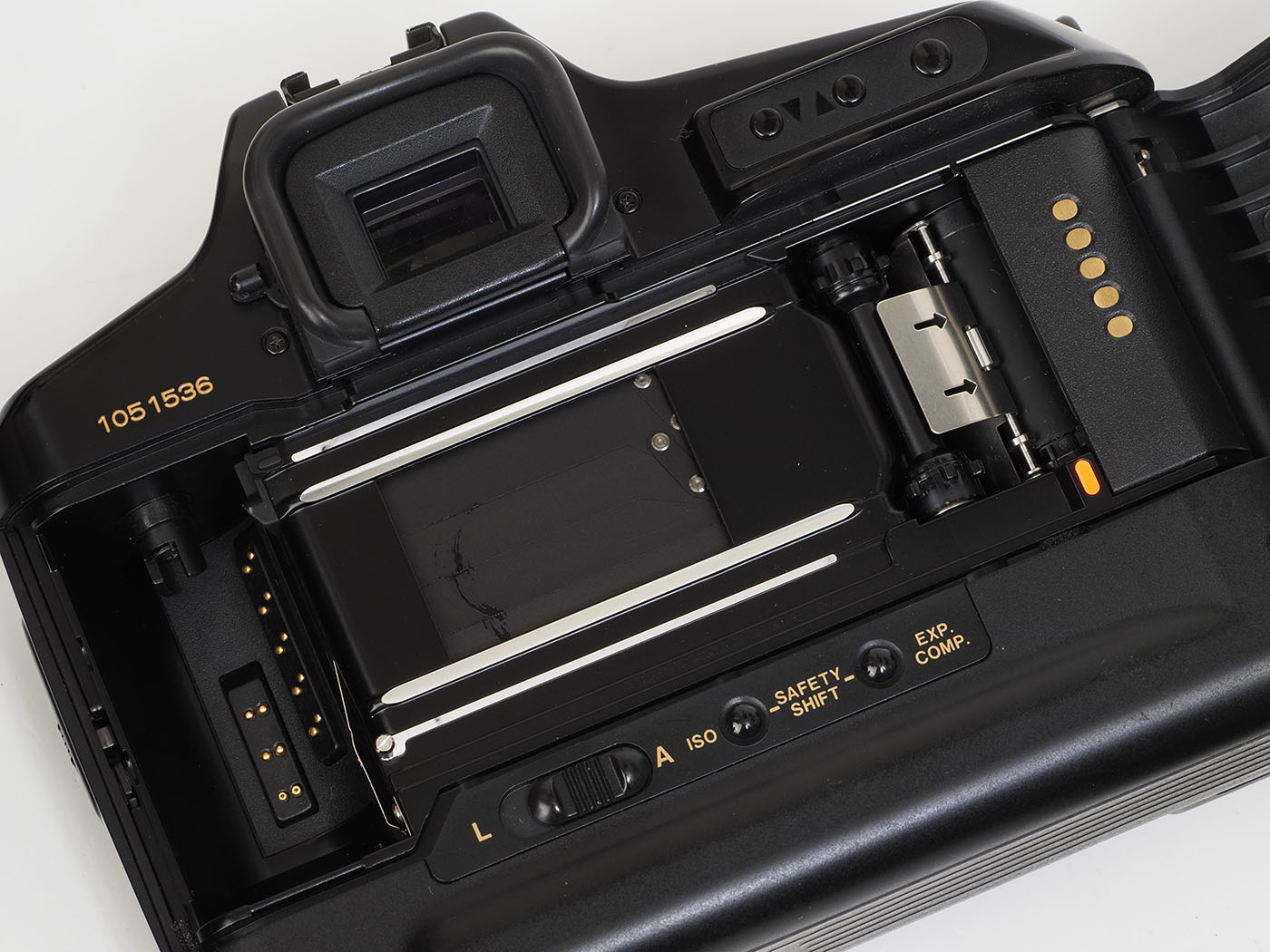 赤城耕一：第49回 デザインはルイジ・コラーニ。多機能、高性能な一眼