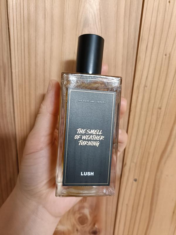 スメル オブ ウェザー ターニング パフューム（香水） | LUSH