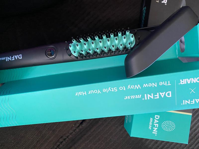 DAFNI x Conair Hair Smoothing and Styling Hot Brush