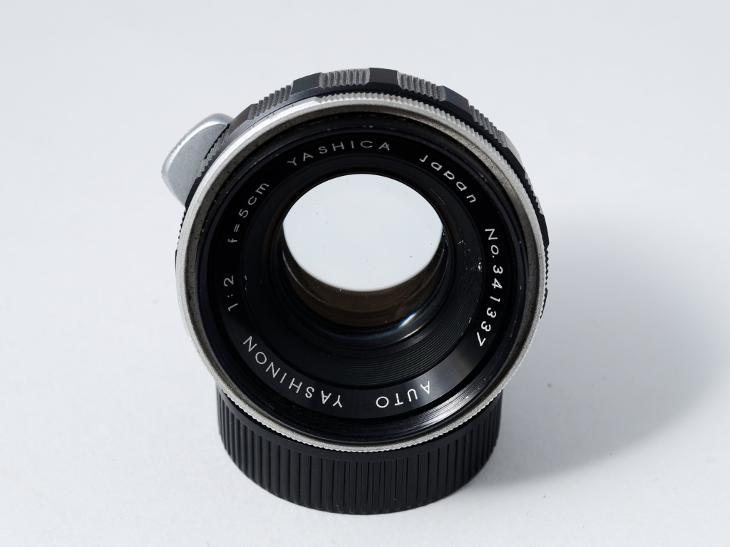 YASHICA AUTO YASHINON 5cm F2 – 超画伯の写真漂流記