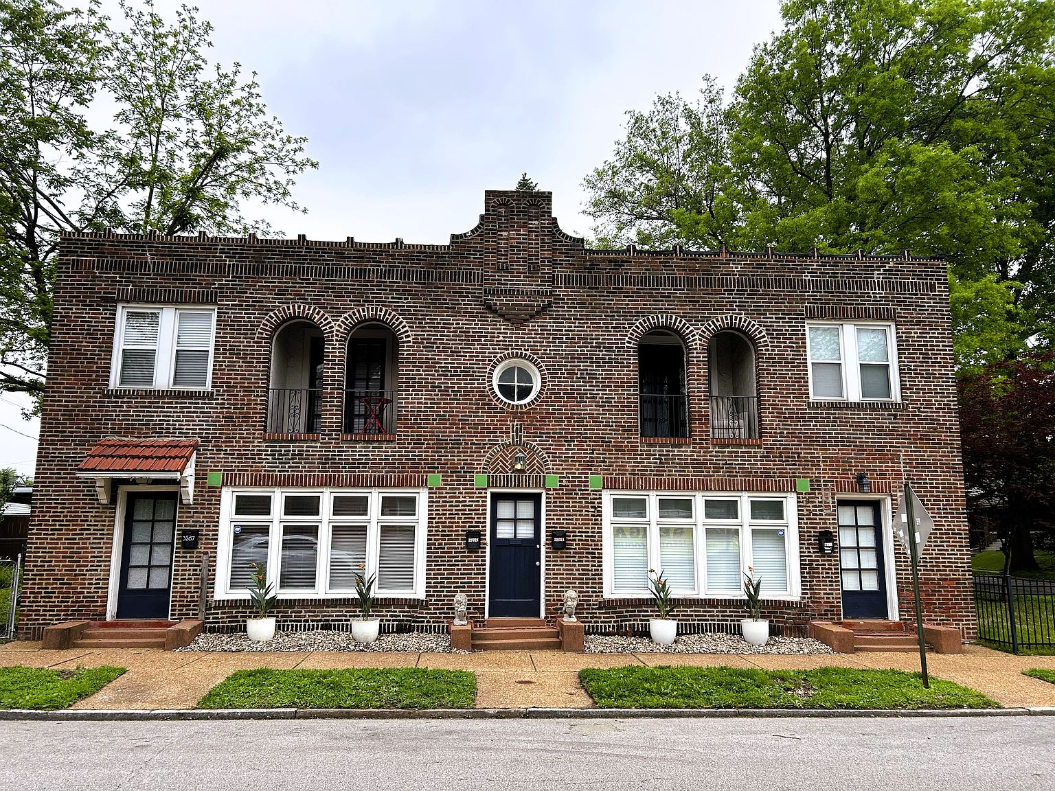 3267 Roger Pl Floor 2, Saint Louis, MO 63116 | Zillow