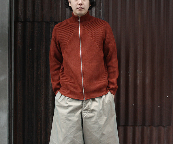 人気のBATONER♪全色着てみました!!本日はジップセーター。 | andPheb