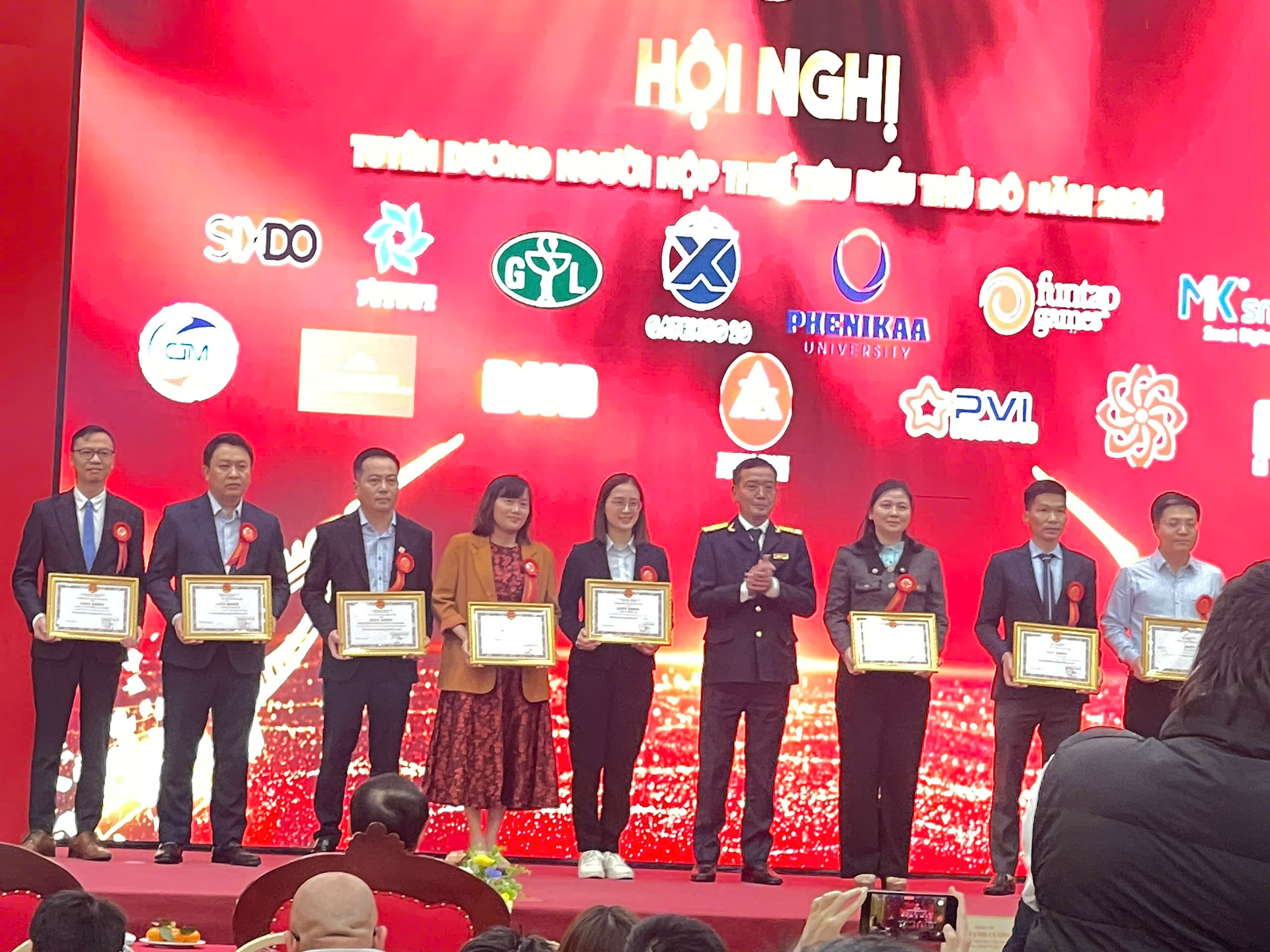 Tin tức - PHUONG THANH TRANCONSIN