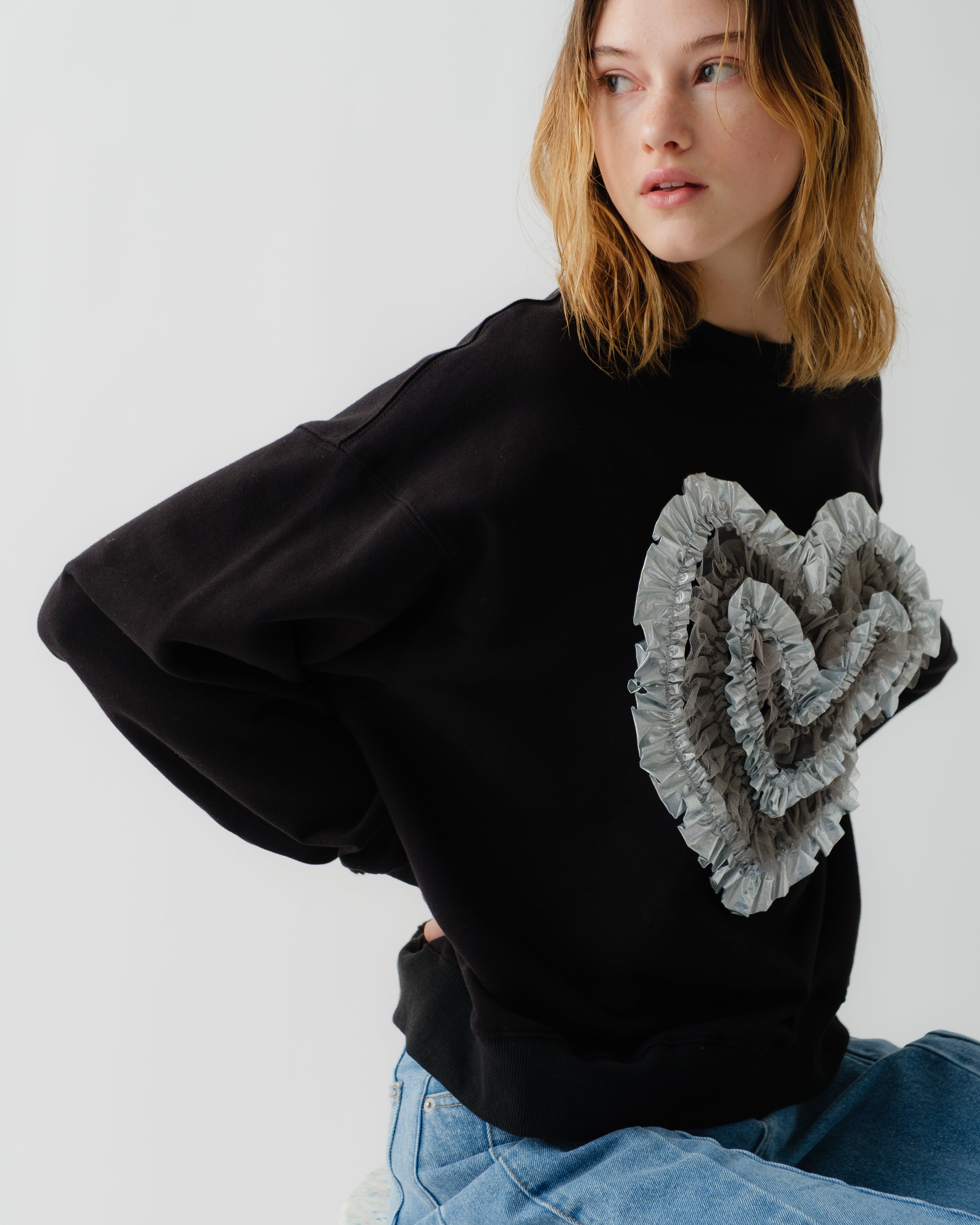 Heart tulle sweatshirt (black)