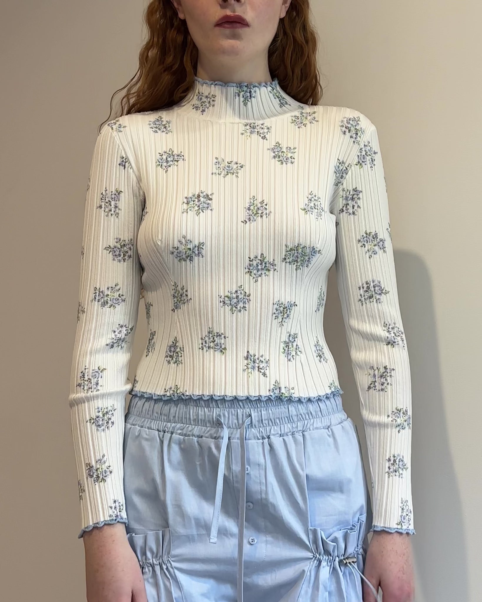 Blue flower rib knit top