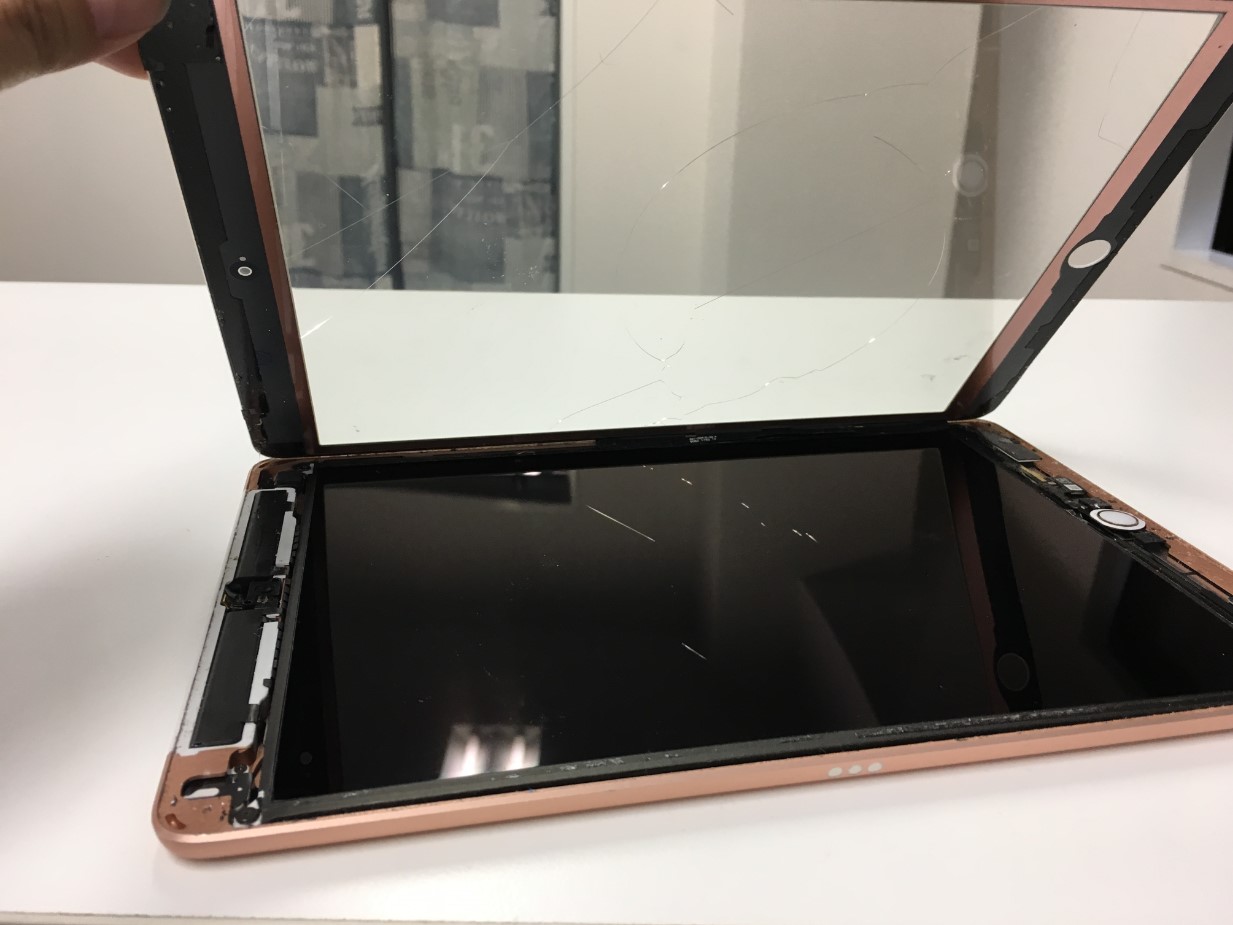 iPad第7世代のバッテリー交換料金等解説！劣化でお困りなら郵送修理