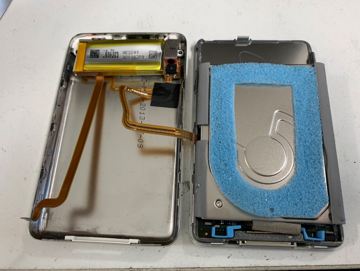 iPod classicを256GBへSSD化！ハードディスクの故障で起動しないなどお