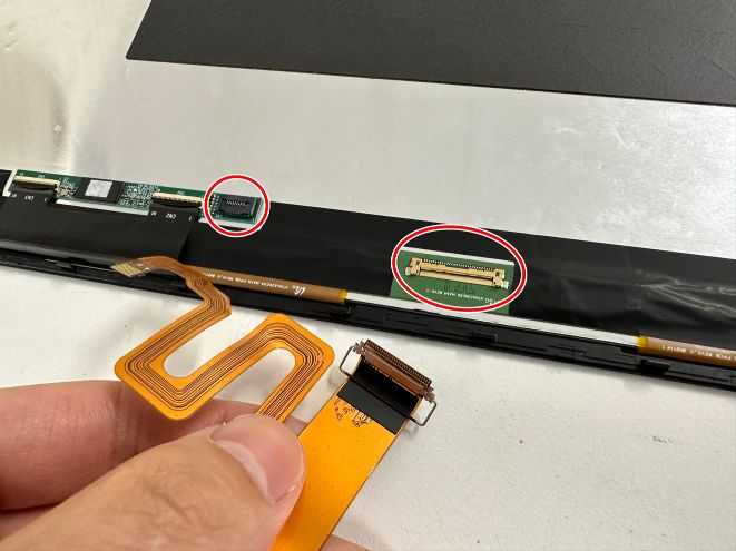 Lenovo IdeaPad Duet 560 Chromebookのガラス割れを修理！画面破損や