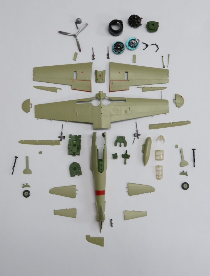 食玩の域を越えた!? エフトイズ フルアクション 1/72 零戦21型の秘密に