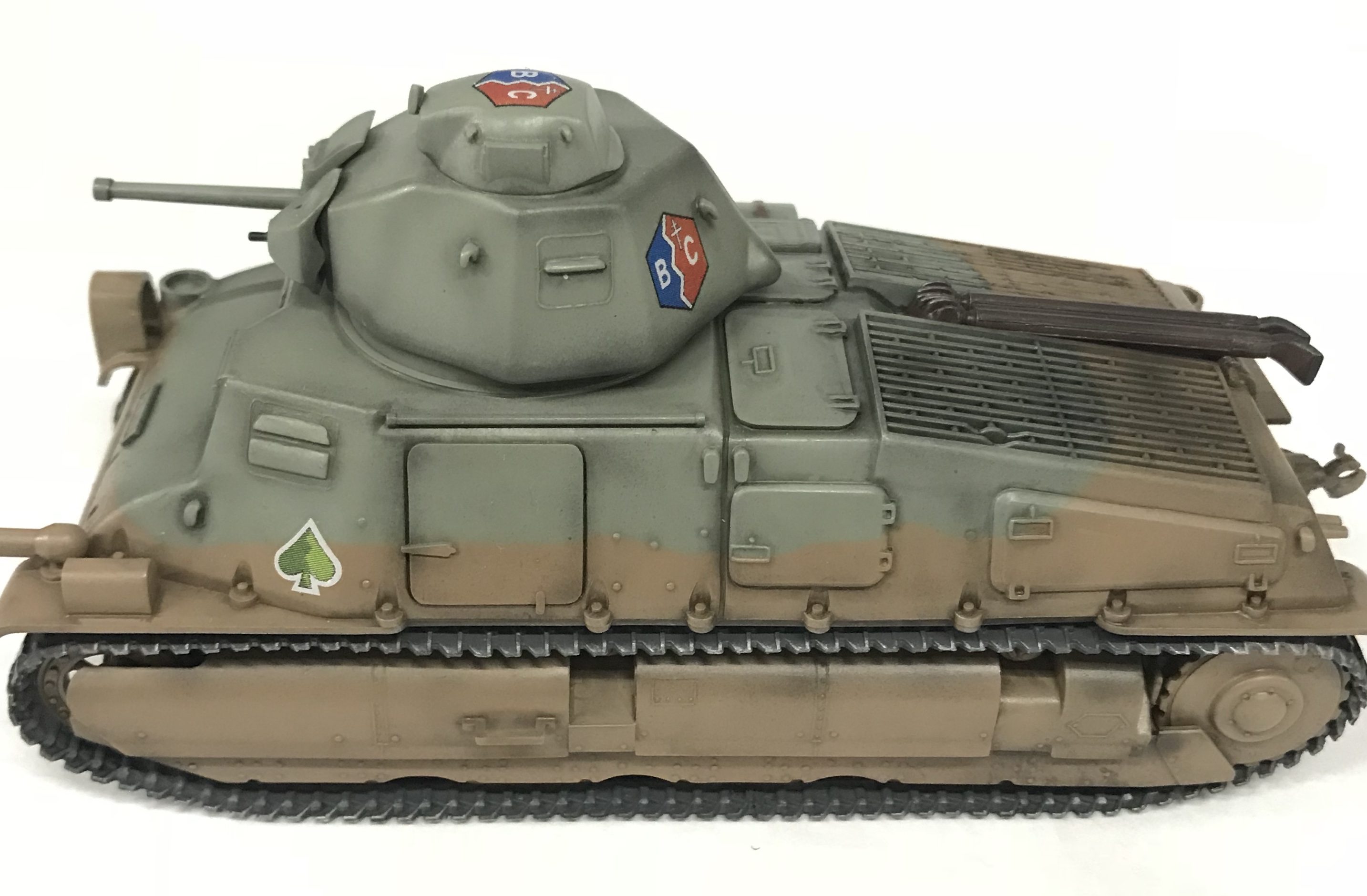 夢の多砲塔戦車 悪役1号 短砲身型はボックスアートも凄い! | プラッツ