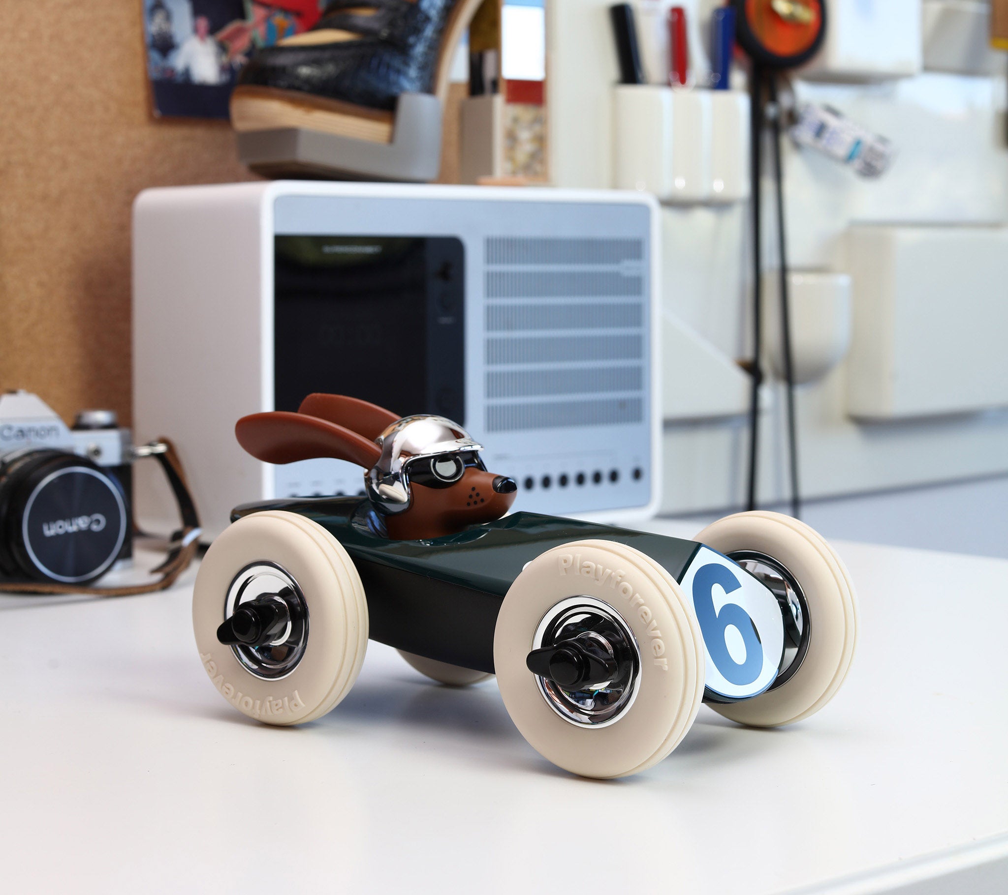 PL R802 Rufus Weller - Green Dog Car – Playforever Official USA Shop