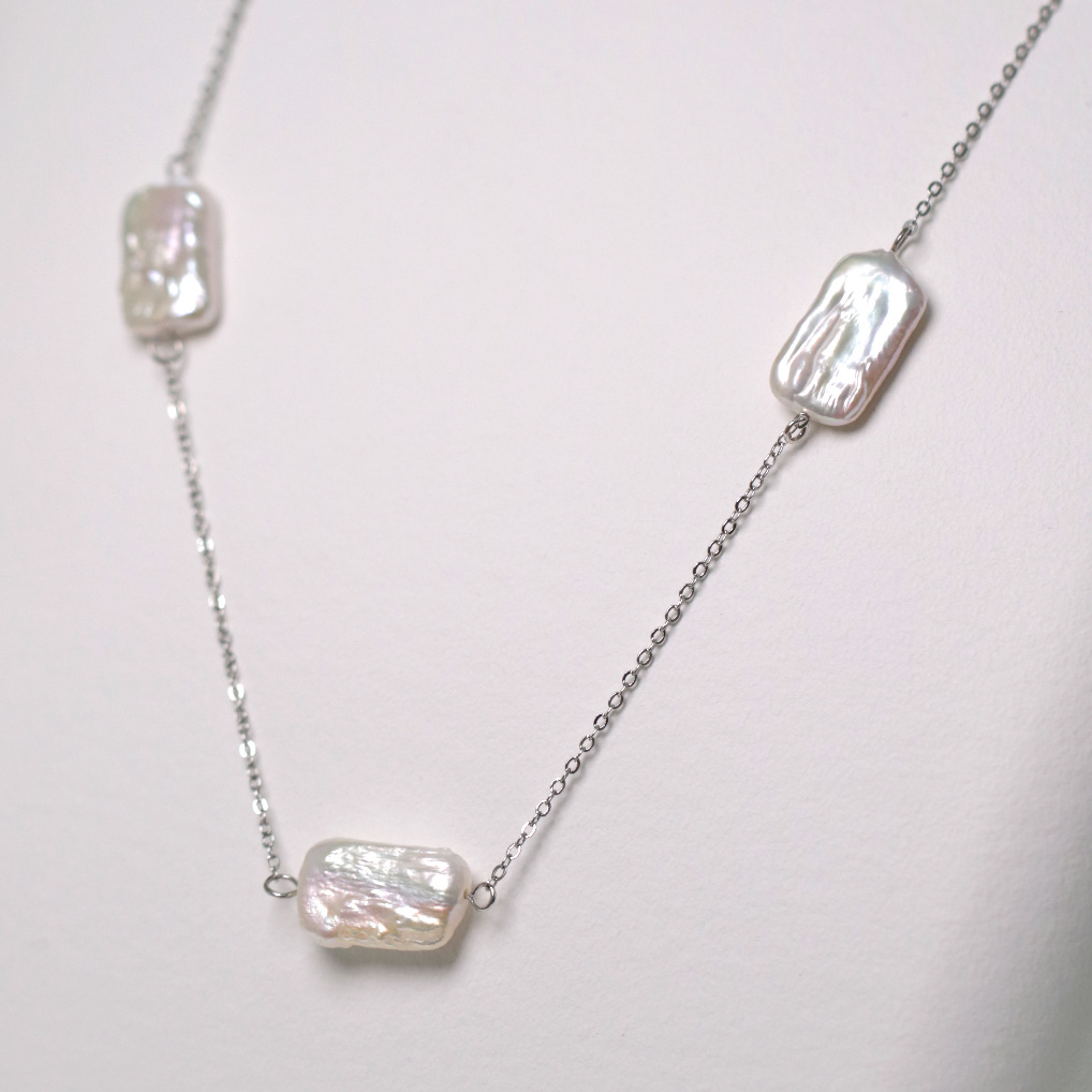 PEARLS and DIAMONDS / 淡水真珠ドラゴンパールネックレス