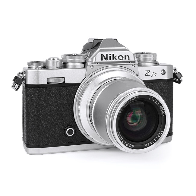 銘匠光学 TTArtisan Cシリーズ「ニコンZ fc」に調和するシルバーの