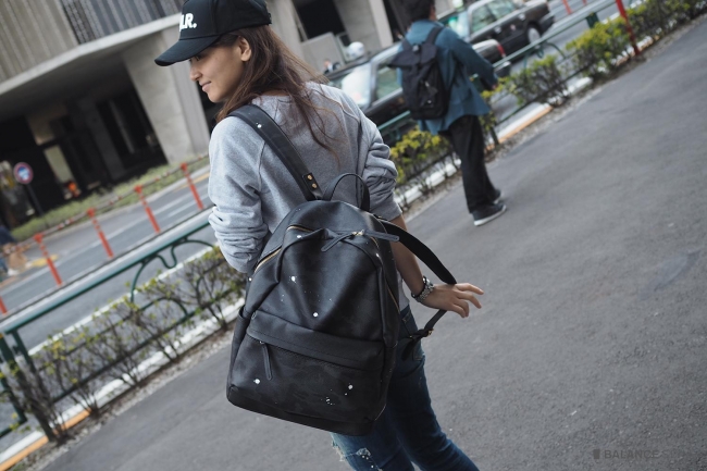 大人気迷彩バッグ ジャンティバンティの定番に、ブラック