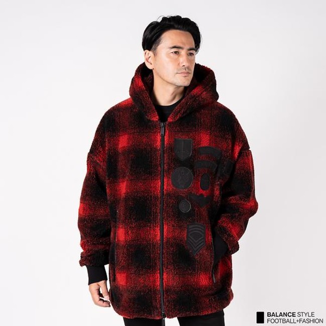 サッカー選手が愛用する「ディースクエアード（DSQUARED2）」21AW