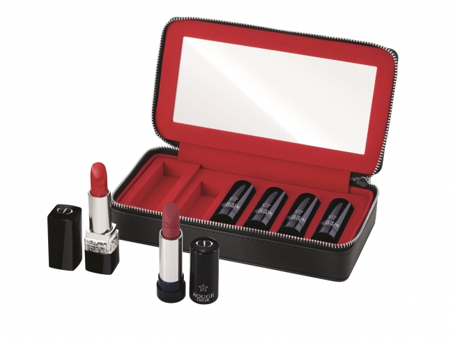 ディオールからロックなクチュールケースに収められたルージュ