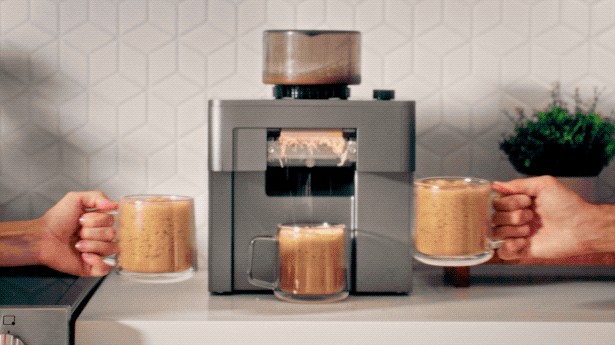 1分で完成！ひんやり美味しいフローズン／かき氷を簡単迅速に作れる