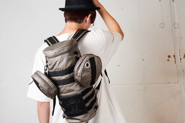 進撃の巨人』立体機動ポーチ新作3種、予約受注開始！ | 株式会社Tokyo