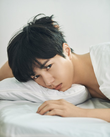 キム・ミョンス（エル）入隊前ラスト写真集「ウィズ・マイ・サンデー