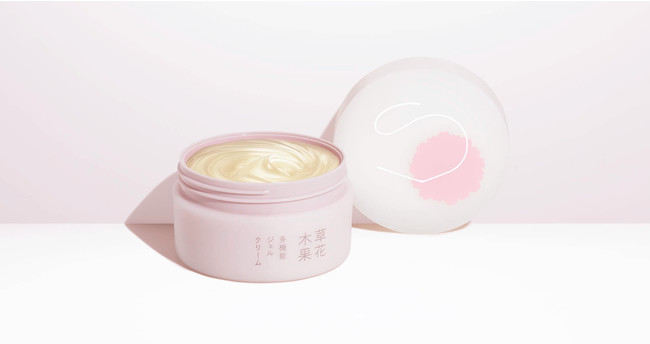 草花木果リピート率トップクラスの人気の“オールインワン”に、心華やぐ