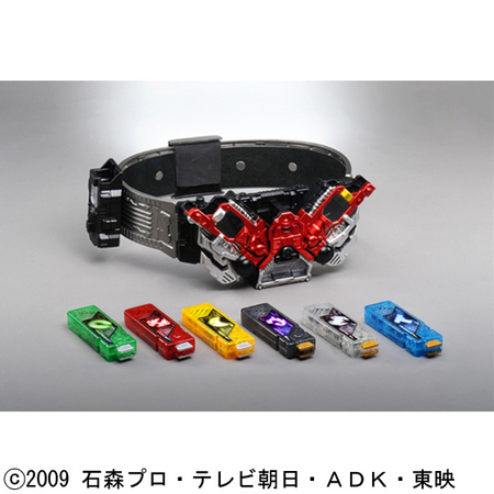 大人が装着できる変身ベルト、新シリーズ第1弾は「DOUBLEDRIVER