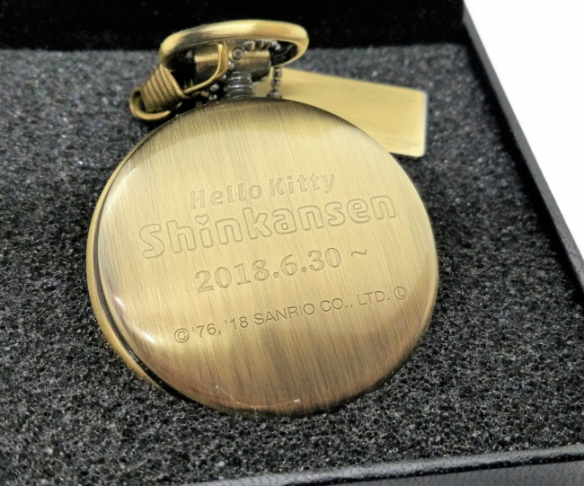 ハローキティ新幹線 懐中時計（限定生産500個）予約販売開始！ 運行