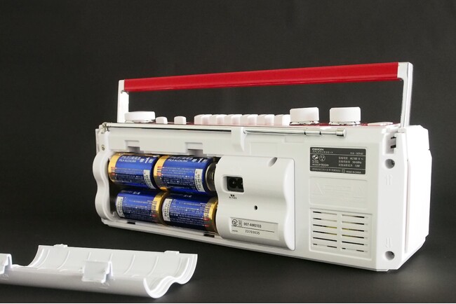 50周年記念デザインの「ハローキティ」のラジカセ「ORION Bluetooth(R