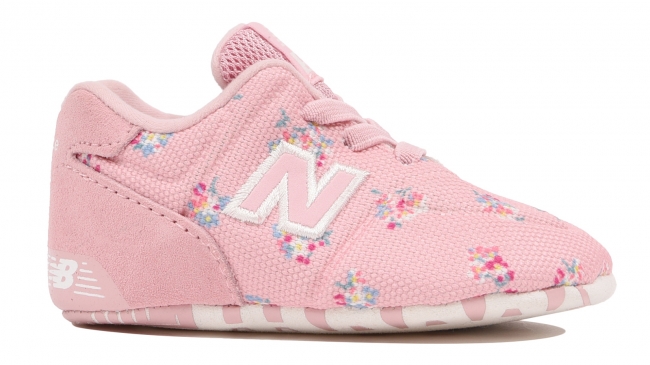 ニューバランス×キャス キッドソン」コラボレーション キャス