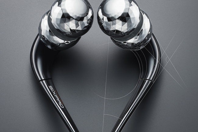 SIXPAD』からフェイシャルストレッチを実現し顔の筋肉にアプローチする