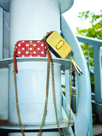 マーク ジェイコブスのアイコンバッグ「THE SNAPSHOT」からオンライン