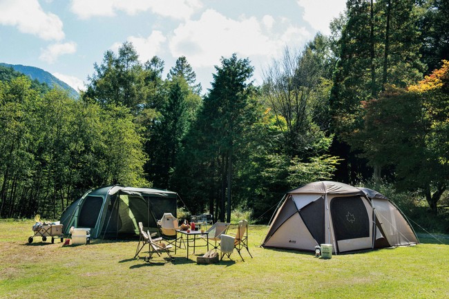 LOGOSを代表する2ルームテントが新色で登場「Tradcanvas PANEL