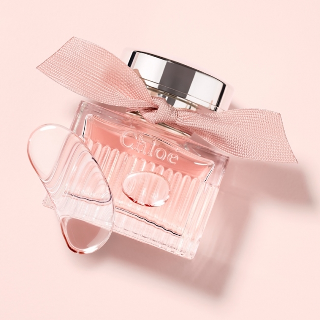 クロエの名香「クロエ オードパルファム」から、2年ぶり待望の新