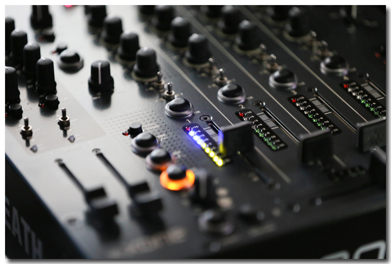 ALLEN&HEATH（アレン＆ヒース）XONE:92