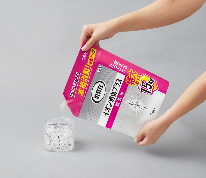 消臭力 クリアビーズ イオン消臭プラス（特大 つめかえ 1.5kg 無香料